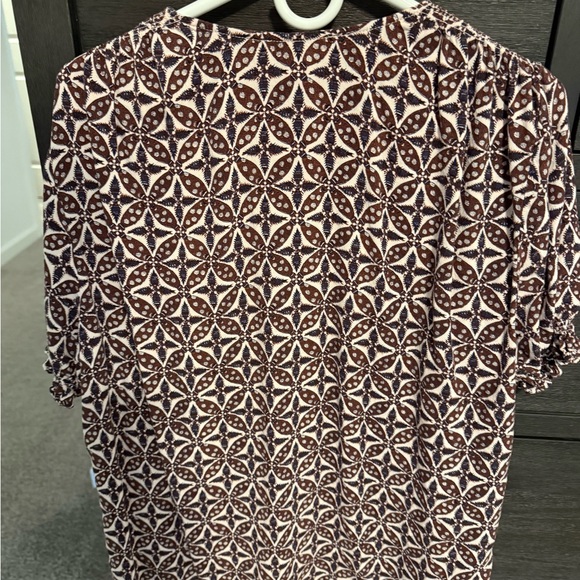 Treasure & Bond Geometric Print Blouse - size medium - Picture 4 of 4